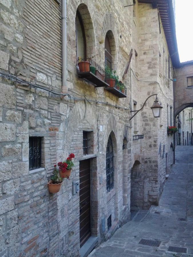 Appartamento Galeotti 18 Gubbio Exterior photo