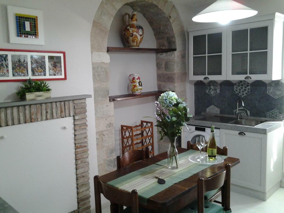 Appartamento Galeotti 18 Gubbio Exterior photo